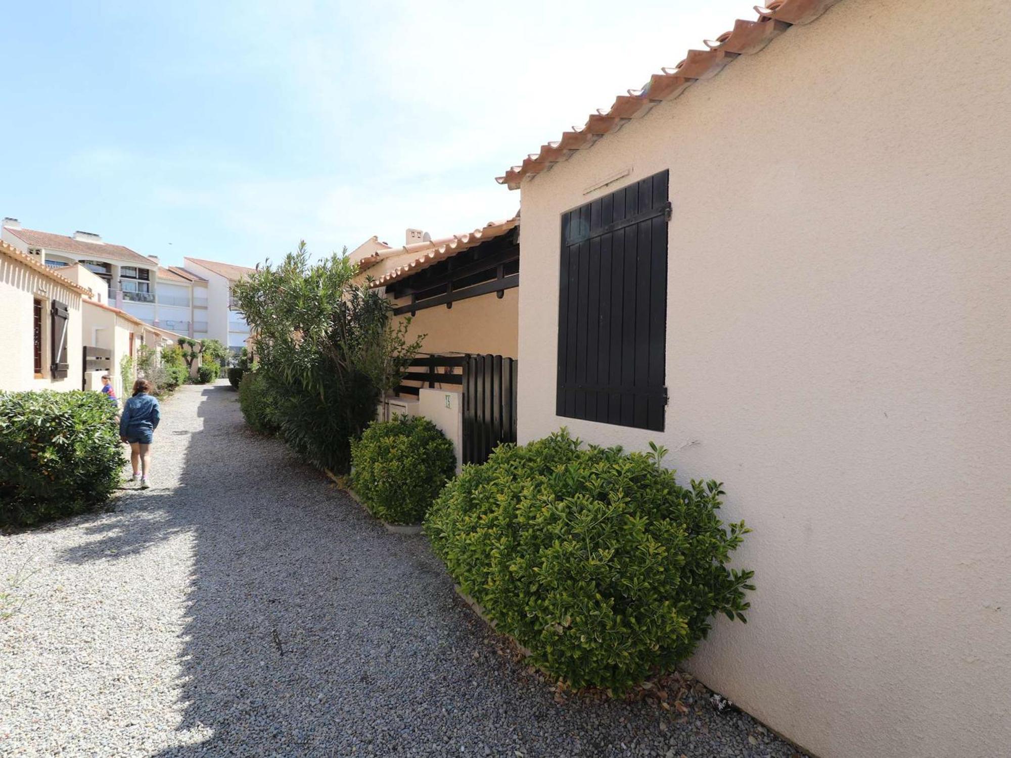 Maison P2 Mezzanine, Terrasse, Proche Plage Et Commerces, Parking Securise Au Grau-Du-Roi - Fr-1-307-142 Ле-Гро-дю-Руа Экстерьер фото